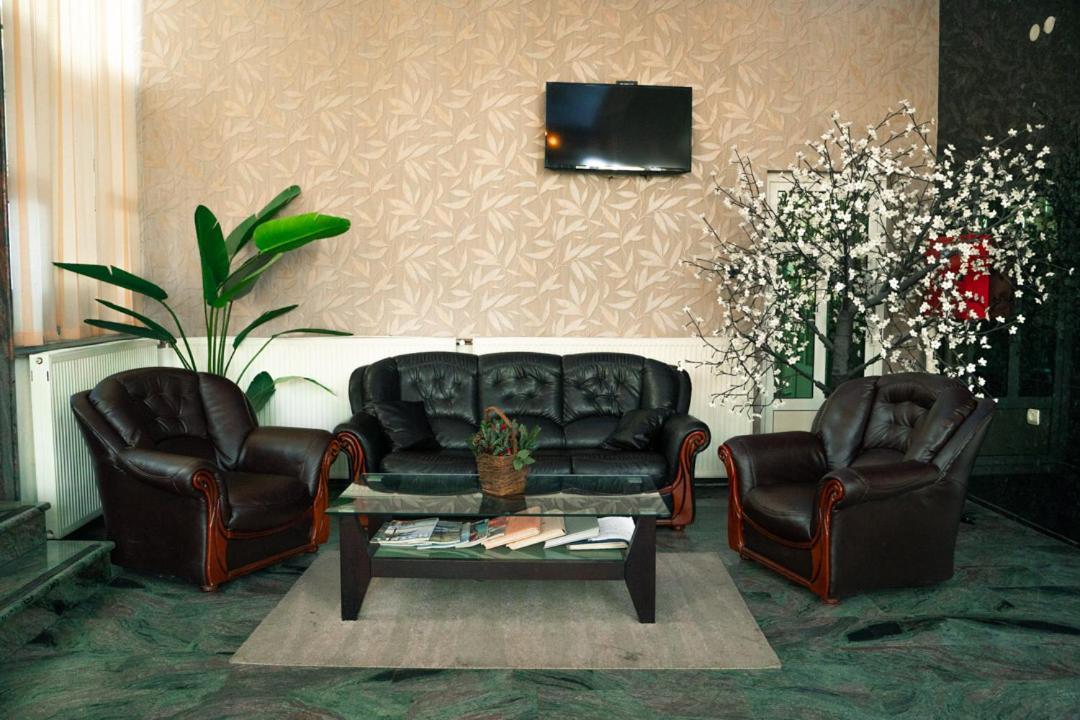 Hotel Zeleni Vir Nis Ngoại thất bức ảnh
