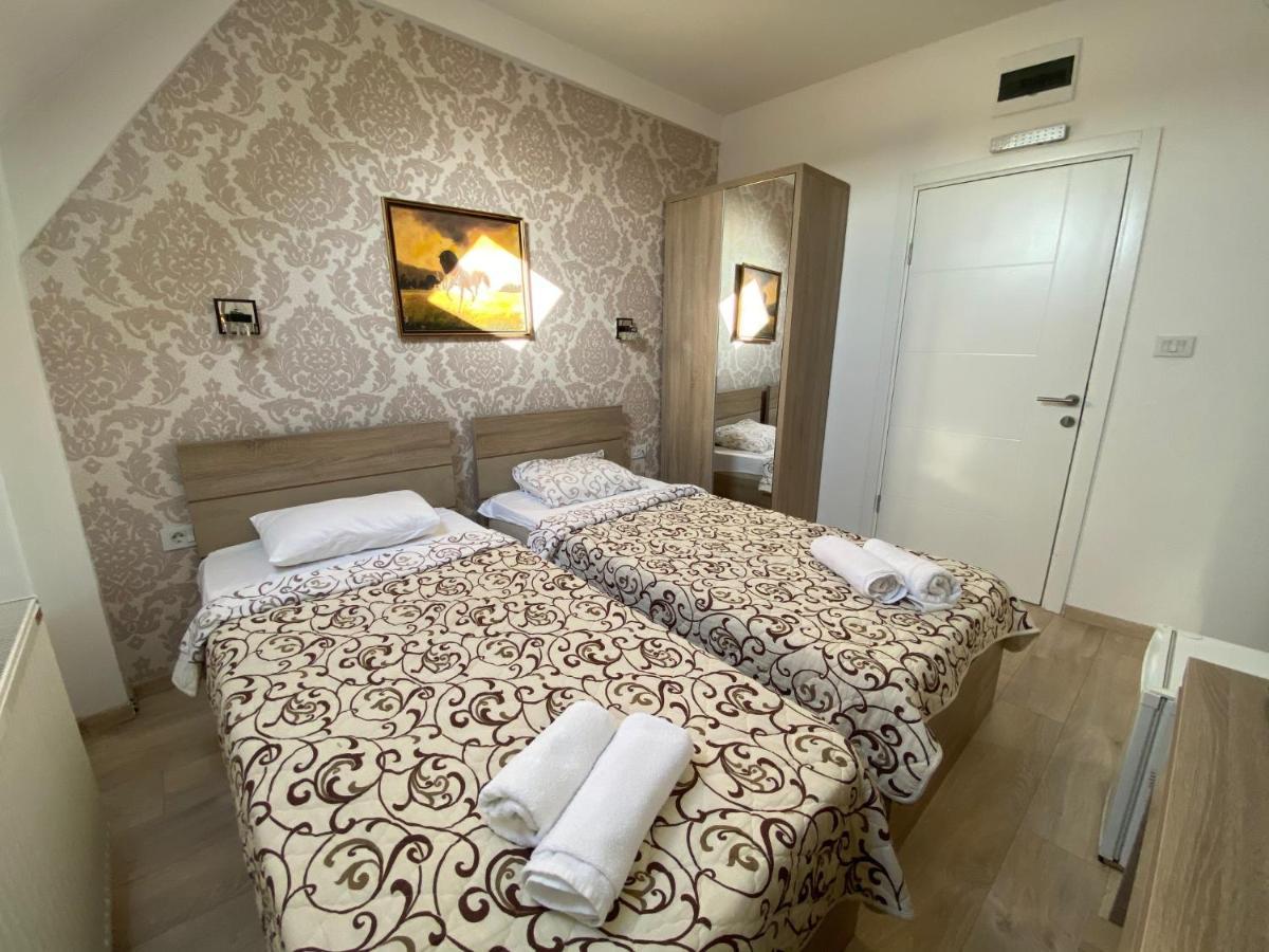 Hotel Zeleni Vir Nis Ngoại thất bức ảnh