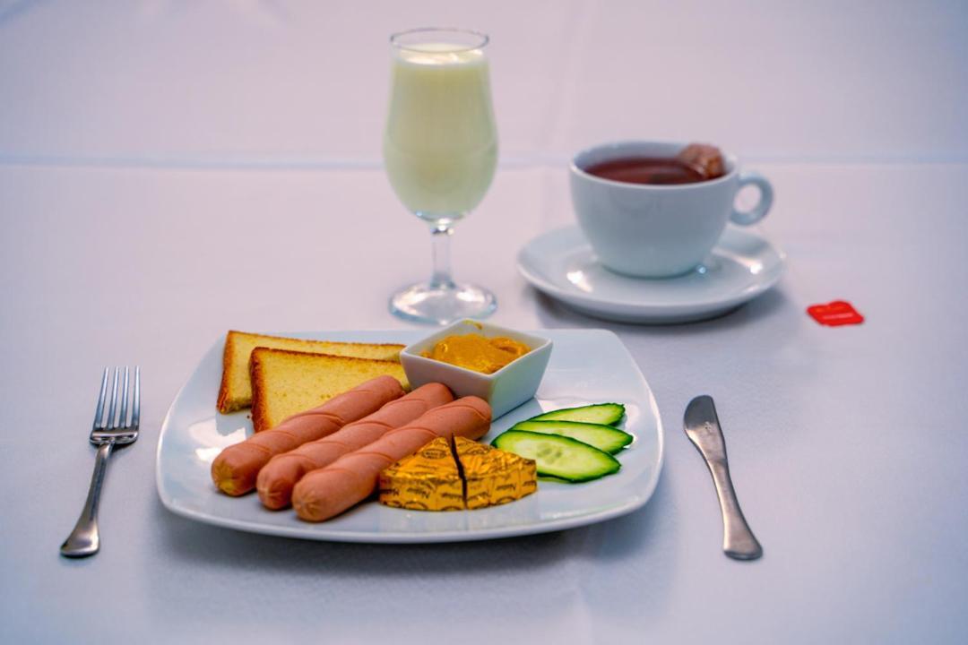 Hotel Zeleni Vir Nis Ngoại thất bức ảnh
