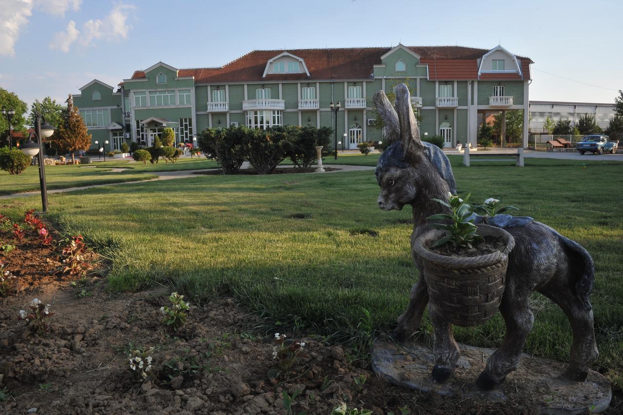 Hotel Zeleni Vir Nis Ngoại thất bức ảnh