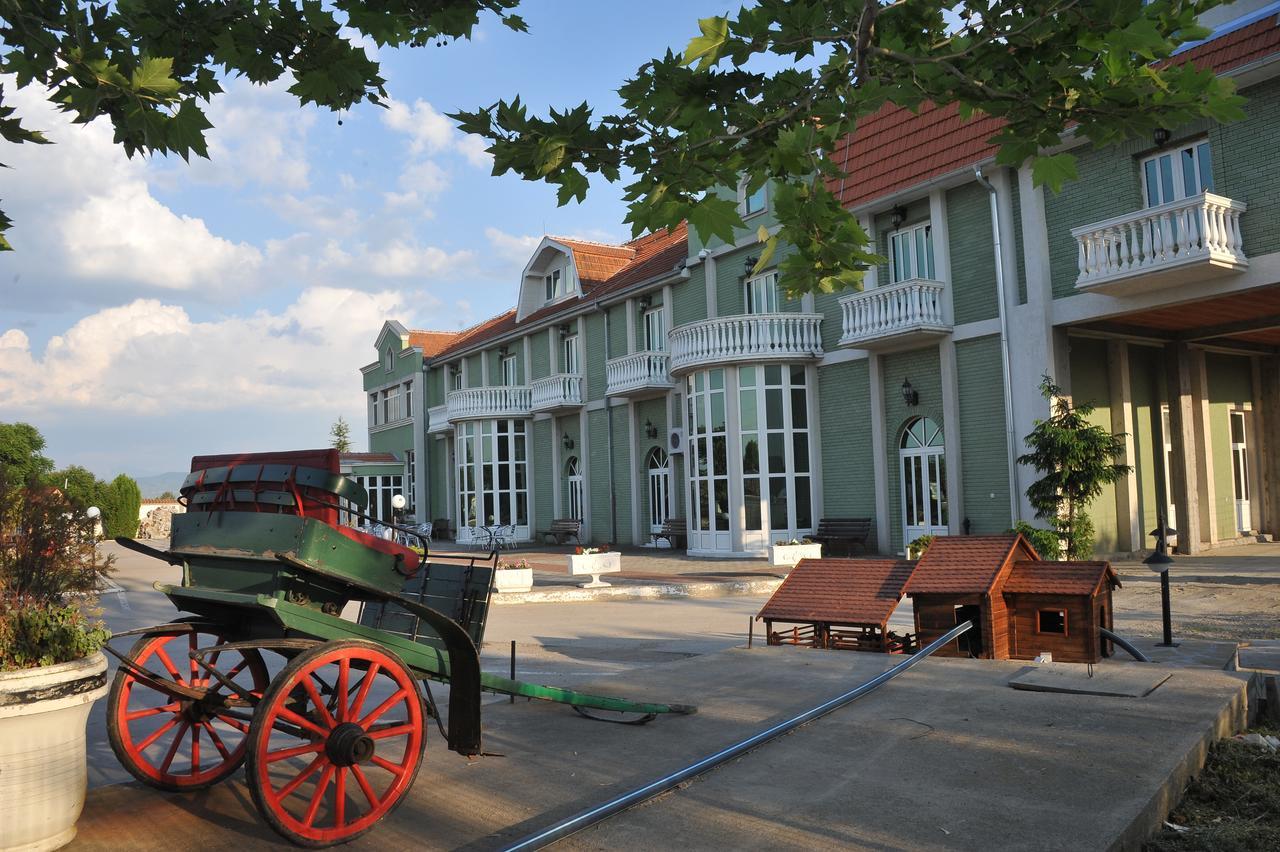 Hotel Zeleni Vir Nis Ngoại thất bức ảnh